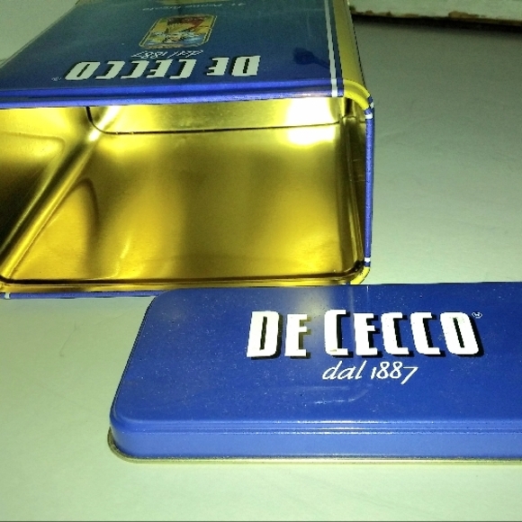 Vintage De Cecco Tin for Penne Pasta with Blue and Yellow Graphics Kitchen Decor - Picture 5 of 10